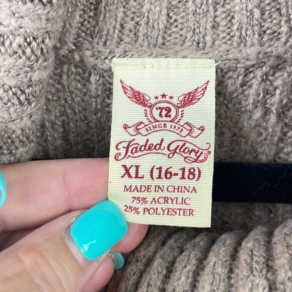 Faded Glory. Cowl neck Hi-Lo Sweater. Tan. Womens XL (16-18). - Picture 7 of 8